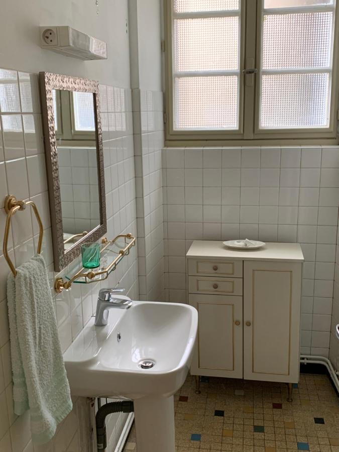 Treignac Tourelles Apartamento Exterior foto
