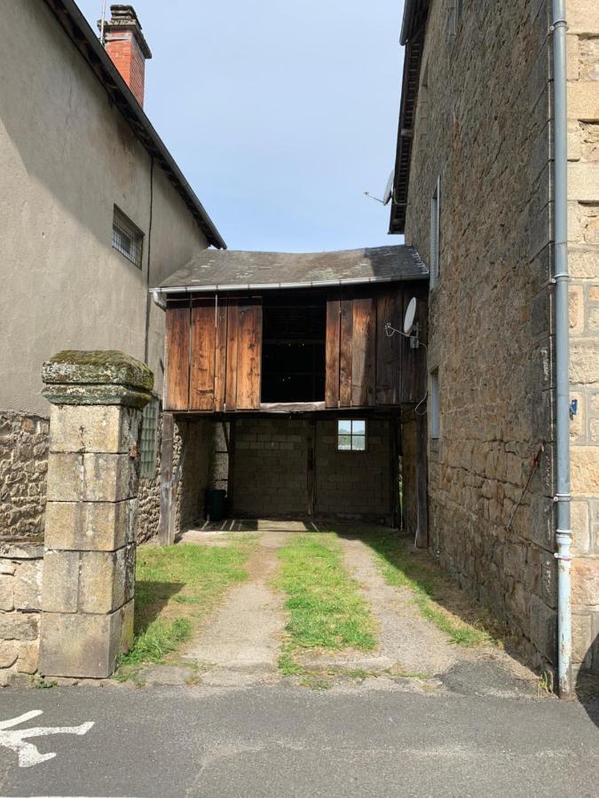 Treignac Tourelles Apartamento Exterior foto