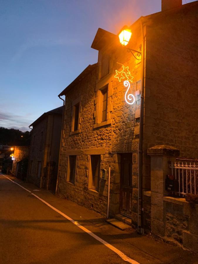 Treignac Tourelles Apartamento Exterior foto